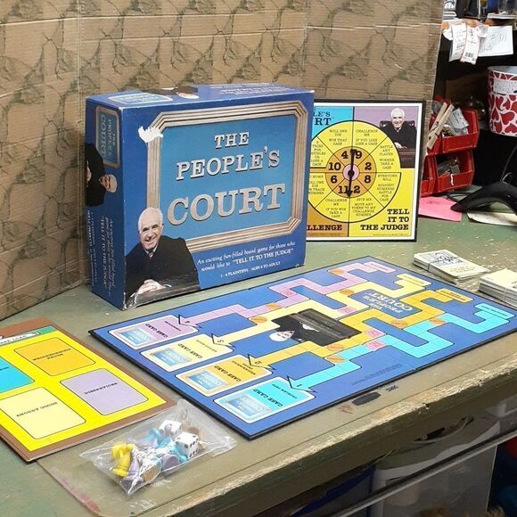 The People's Court Board Game 1986 Complete Hoyle Products Judge Wapner Age 8 up - Picture 1 of 7